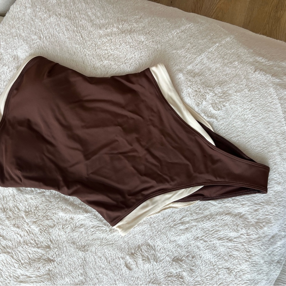 A&F Brown and Cream Strapless Swimsuit - Picture 6 of 8